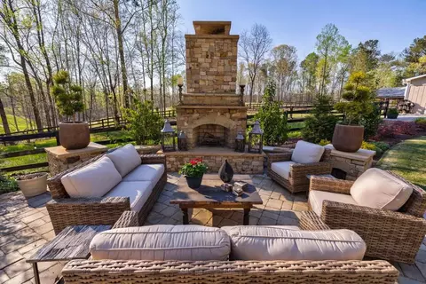 Exterior - 305 Ranchette Rd, Milton, GA 30004 photo 14 of 23
