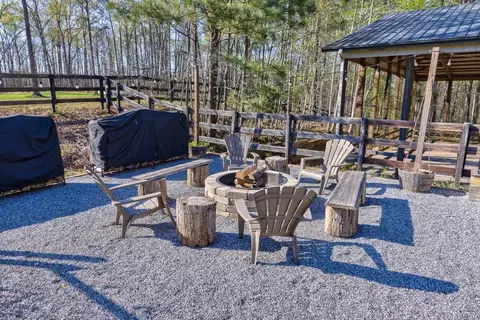 Exterior - 305 Ranchette Rd, Milton, GA 30004 photo 19 of 23