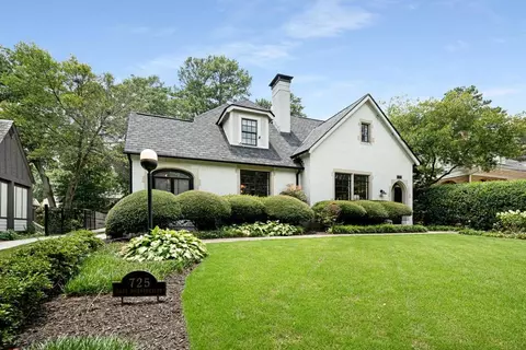725 E Morningside Dr NE, Atlanta, GA 30324