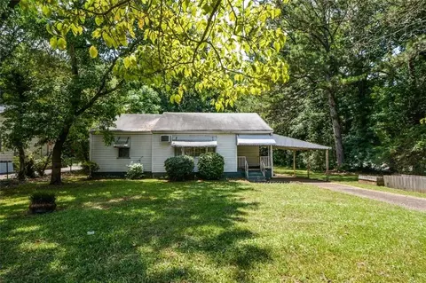 2107 Ivydale St, East Point, GA 30344