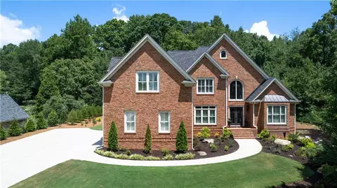 8365 Hurakan Creek Xing, Cumming, GA 30028