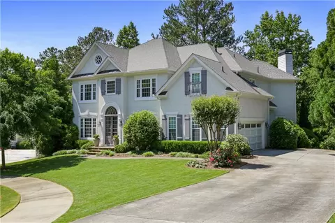 4392 Creek Wood Close, Atlanta, GA 30342