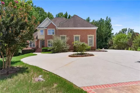 411 Langshire Dr, Mcdonough, GA 30253