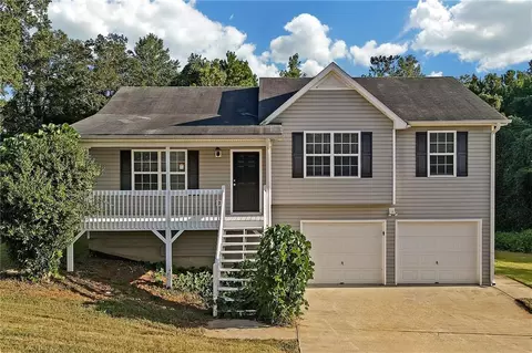 266 Twin Oaks Ln, Dallas, GA 30157