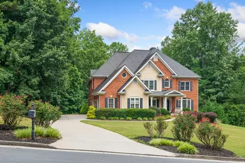 305 Breckenridge Ct, Roswell, GA 30075