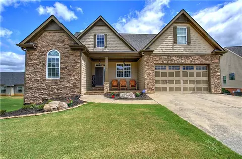 19 Autumn Turn NW, Cartersville, GA 30121