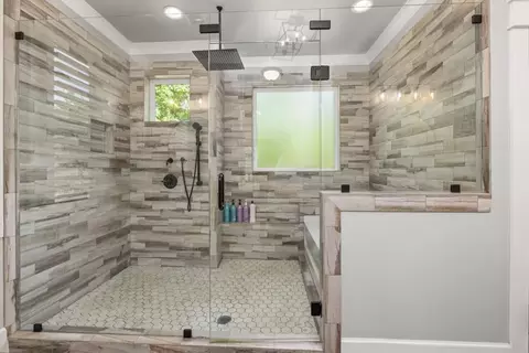 Bath - 1179 Ethridge Rd, Jefferson, GA 30549 photo 3 of 7