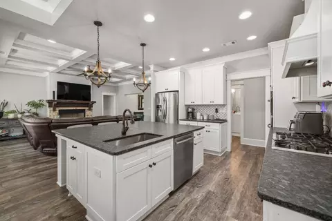 Kitchen - 1179 Ethridge Rd, Jefferson, GA 30549 photo 2 of 6