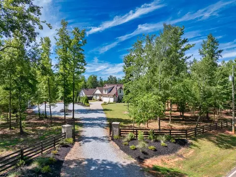Exterior - 1179 Ethridge Rd, Jefferson, GA 30549 photo 28 of 33