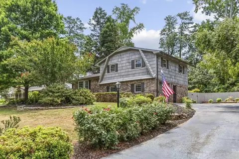 2806 Staunton Dr SE, Marietta, GA 30067