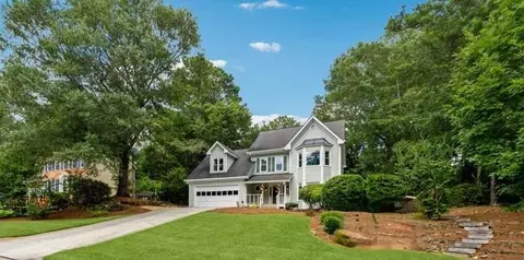 2970 Riverbend Dr, Snellville, GA 30078