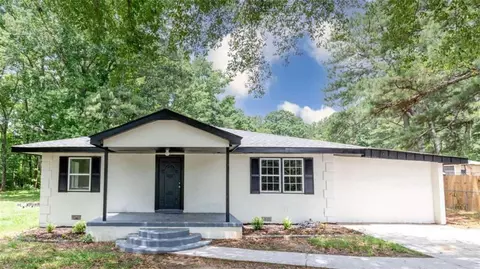250 Flat Creek Trl, Fayetteville, GA 30214