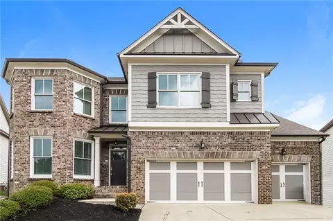 4439 Sierra Creek Dr, Hoschton, GA 30548