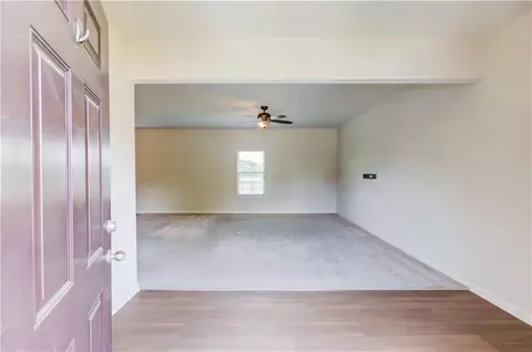 698 Independence Ave, Pendergrass, GA 30567 photo 4