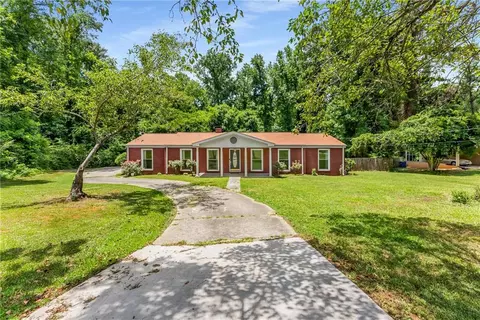 1935 New Hope Rd SW, Atlanta, GA 30331