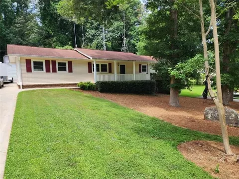 4884 Manor Dr, Stone Mountain, GA 30087