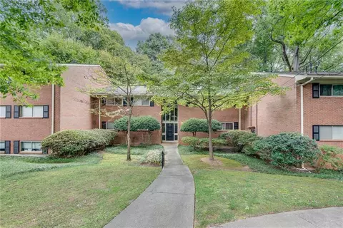 1111 Clairemont Ave #L-4, Decatur, GA 30030