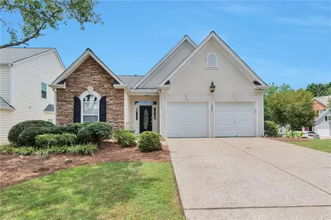 105 Aven Ct, Alpharetta, GA 30004