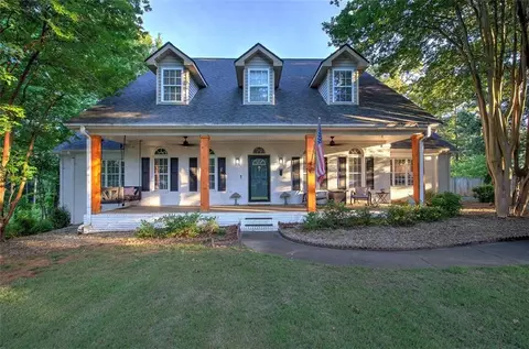 33 Quail Ridge Dr, Cartersville, GA 30120