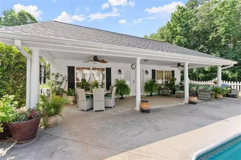 Exterior - 909 Deer Chase Rd, Toccoa, GA 30577 photo 8 of 28