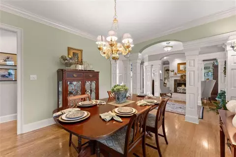 Dining - 909 Deer Chase Rd, Toccoa, GA 30577 photo 2 of 5