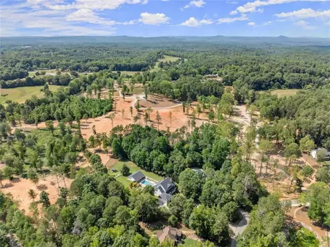 View/Area - 909 Deer Chase Rd, Toccoa, GA 30577 photo 8 of 8