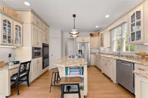 Kitchen - 909 Deer Chase Rd, Toccoa, GA 30577 photo 2 of 7