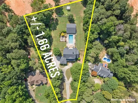 View/Area - 909 Deer Chase Rd, Toccoa, GA 30577 photo 2 of 8
