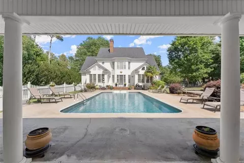 Exterior - 909 Deer Chase Rd, Toccoa, GA 30577 photo 14 of 28