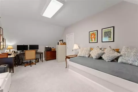 Bedroom - 909 Deer Chase Rd, Toccoa, GA 30577 photo 12 of 14