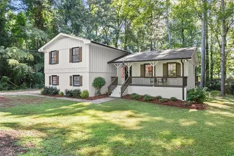 3290 Carriage Way, Marietta, GA 30062