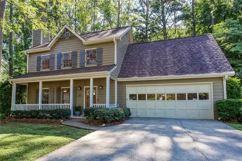 1066 W Mill Dr NW, Kennesaw, GA 30152