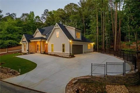231 Hillside Dr, Waleska, GA 30183