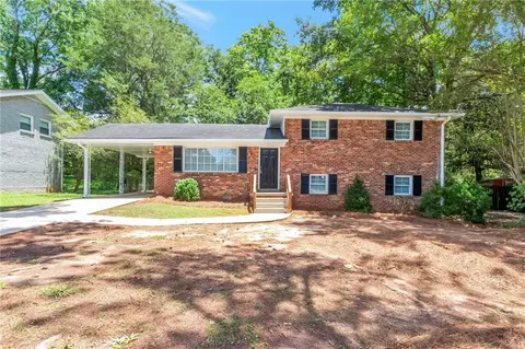 1596 Hampshire Pl, Decatur, GA 30032