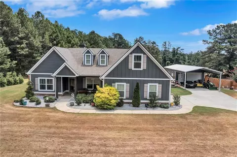 2086 Smokey Rd, Newnan, GA 30263
