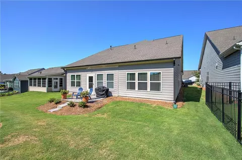 430 Bluffs View Ln, Canton, GA 30114 photo 38