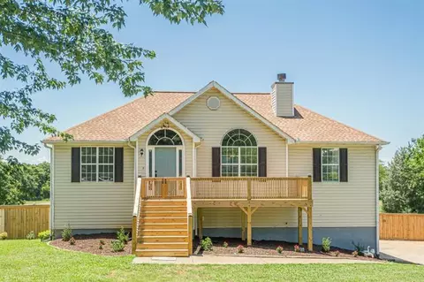 311 Rail Dr, Adairsville, GA 30103