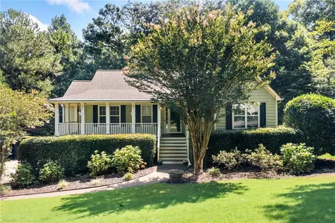109 Highland View Pass, White, GA 30184