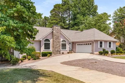 191 Picketts Lake Dr, Acworth, GA 30101