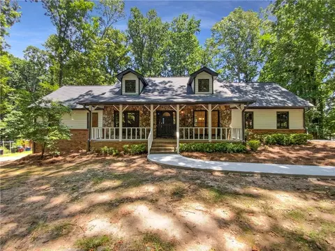 9310 Seminole Rd, Jonesboro, GA 30236