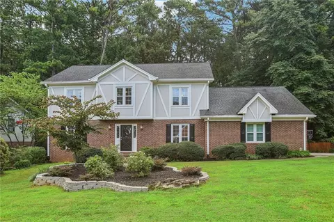 3166 Bolero Dr, Atlanta, GA 30341