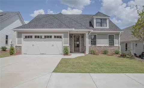 315 Maple View Dr, Carrollton, GA 30117