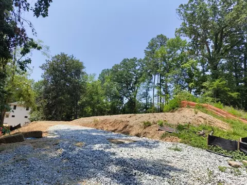 2984 Howell Mill Rd NW, Atlanta, GA 30327