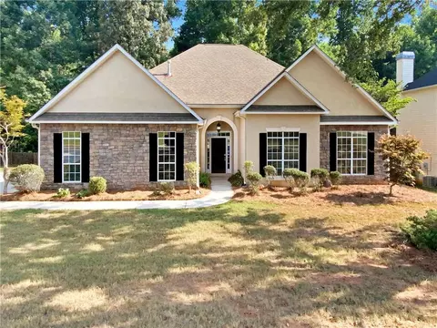 355 Grandiflora Dr, Mcdonough, GA 30253