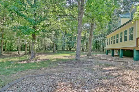 Exterior - 303 Rocky Creek Rd, Hampton, GA 30228 photo 9 of 31
