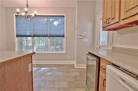 Kitchen - 303 Rocky Creek Rd, Hampton, GA 30228 photo 4 of 6