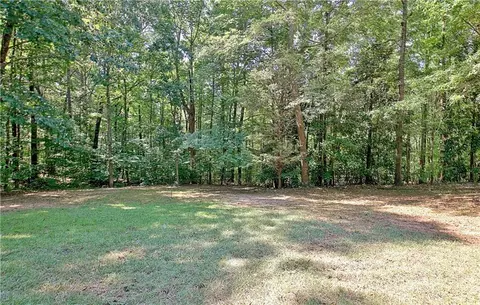 Exterior - 303 Rocky Creek Rd, Hampton, GA 30228 photo 27 of 31