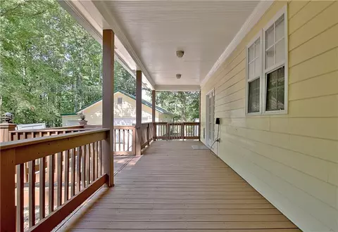 Exterior - 303 Rocky Creek Rd, Hampton, GA 30228 photo 20 of 31