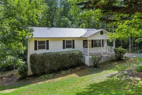 423 River Trace Dr, Dahlonega, GA 30533