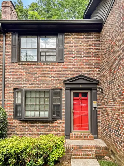 541 N White St #6, Carrollton, GA 30117